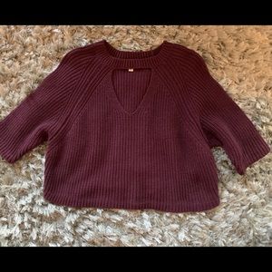 Short sleeve sweater